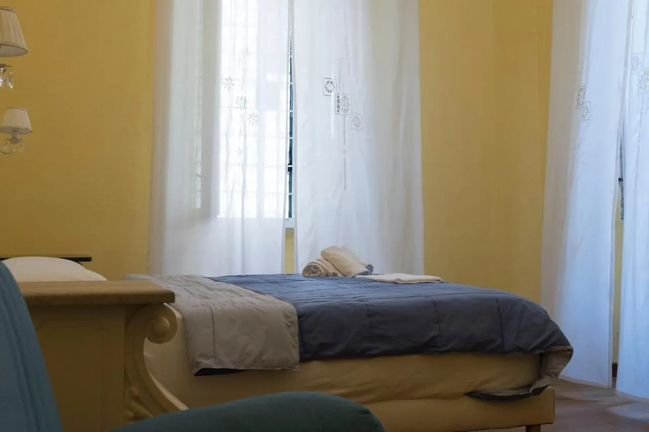 La Breccia A Porta Pia Bed & Breakfast Roma 3*,  İtalya