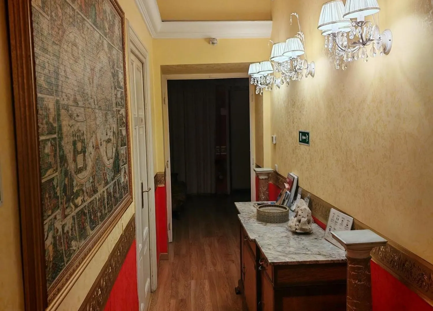 La Breccia A Porta Pia Bed & Breakfast Roma İtalya