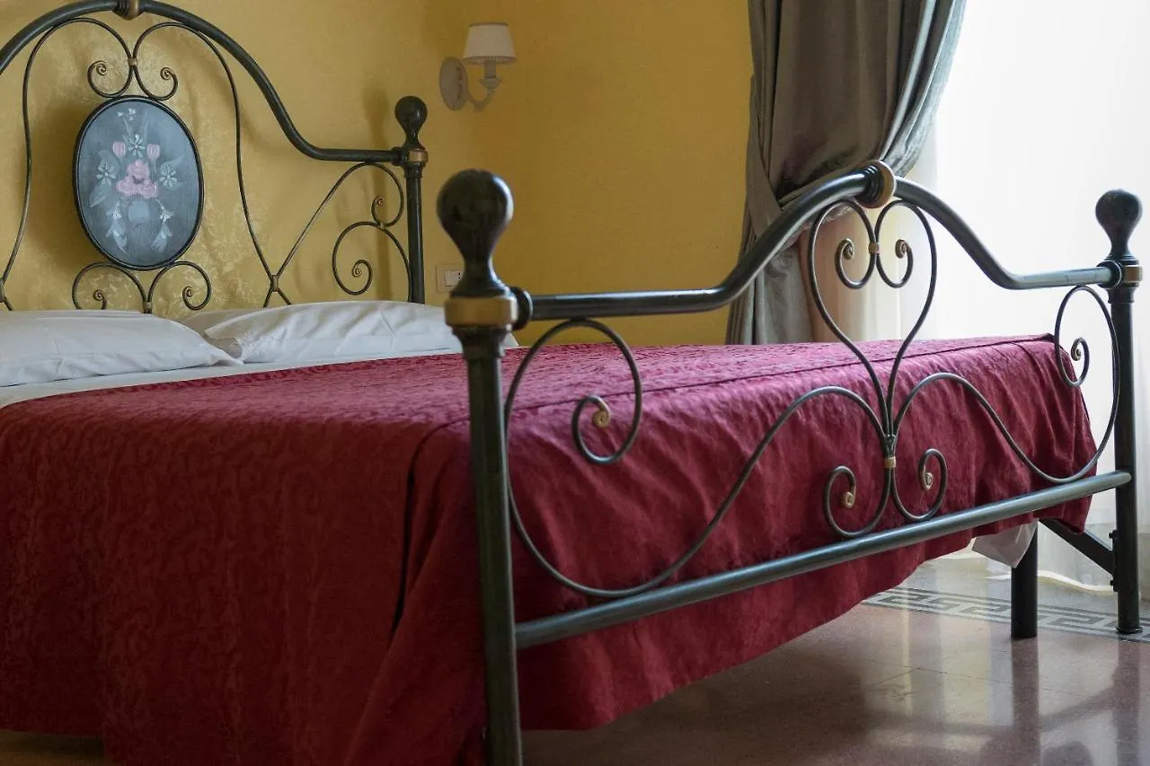 Bed and Breakfast La Breccia A Porta Pia Roma
