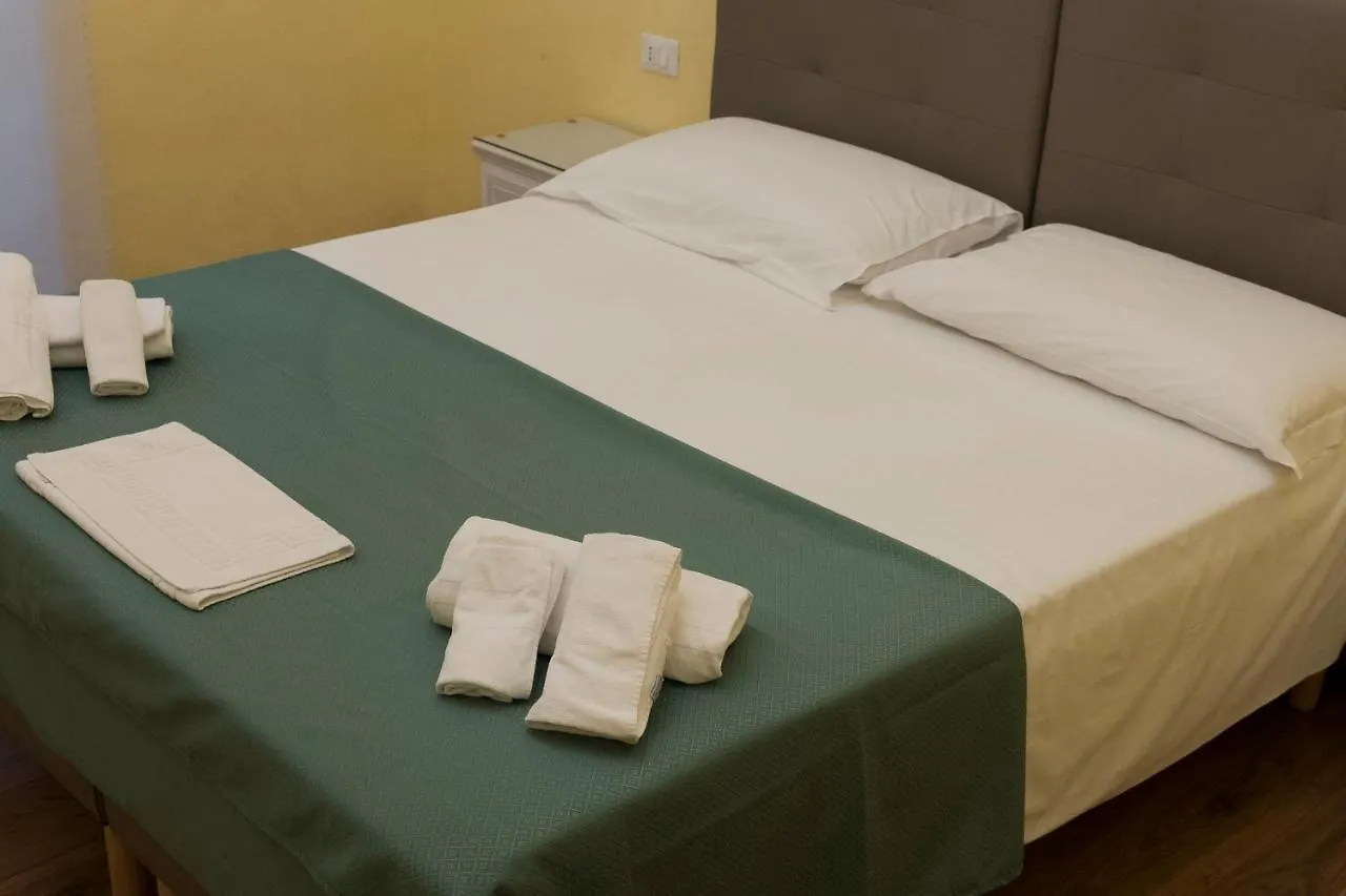 Bed and Breakfast La Breccia A Porta Pia Roma Italia
