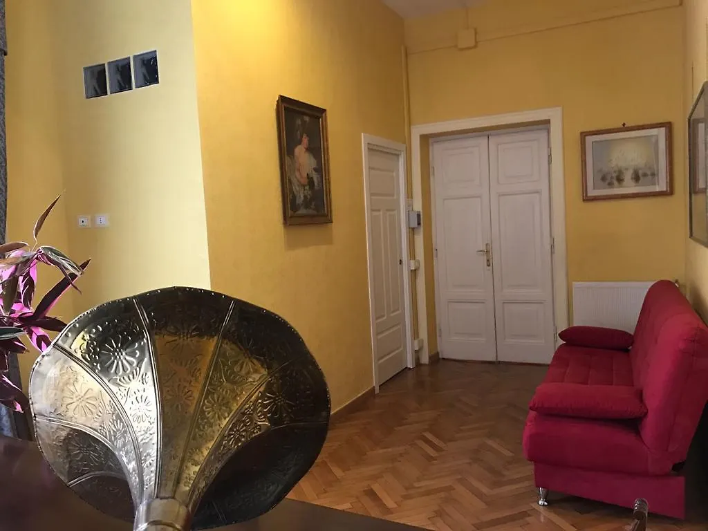Bed and Breakfast La Breccia A Porta Pia Roma