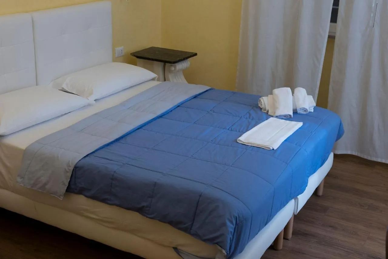 Bed and Breakfast La Breccia A Porta Pia Roma
