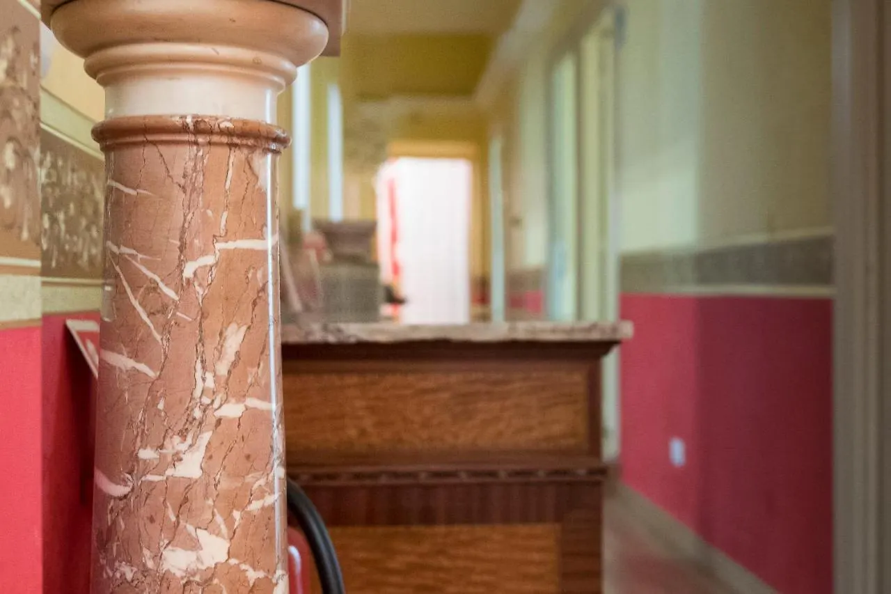 Bed and Breakfast La Breccia A Porta Pia Roma